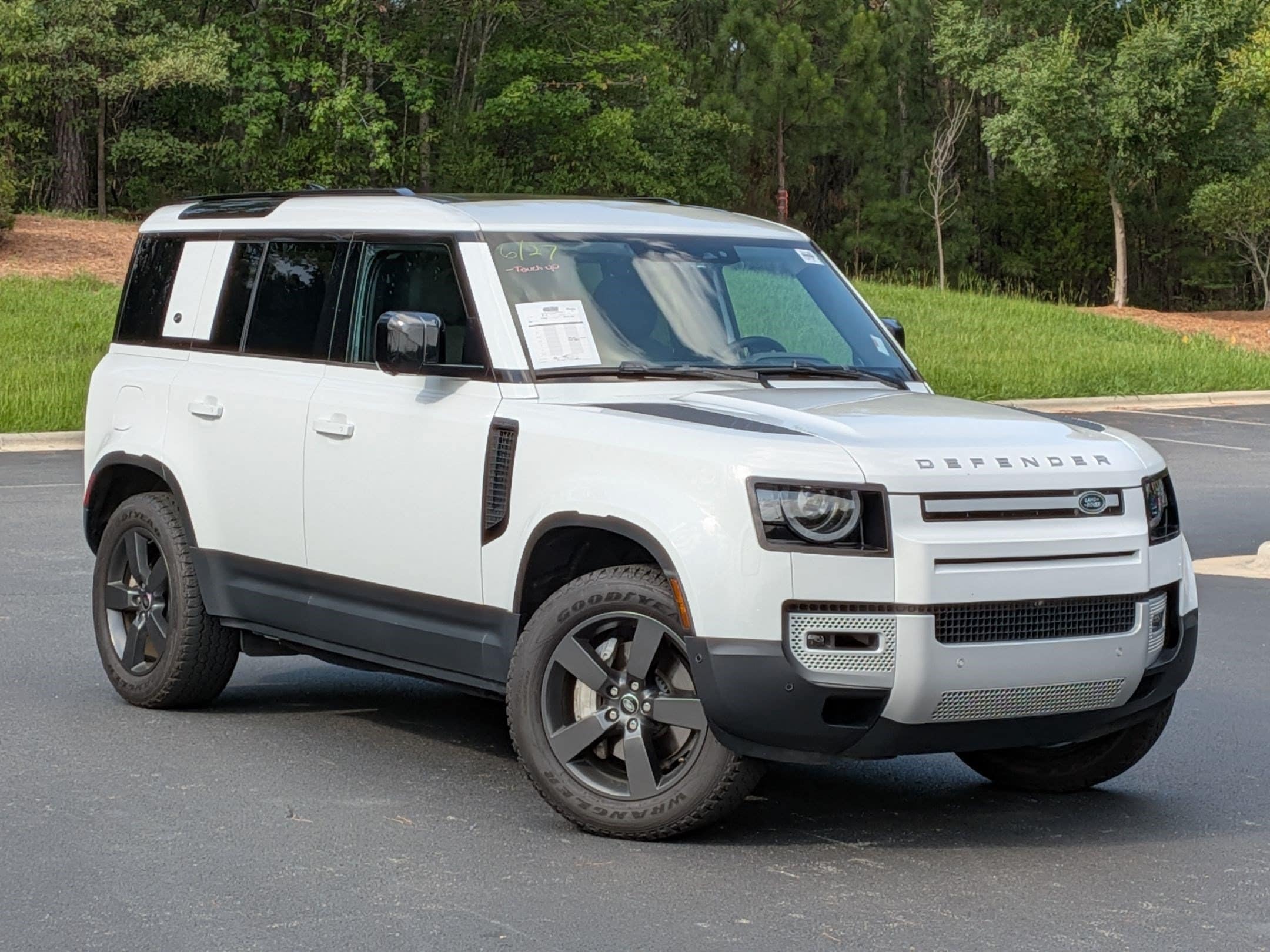 land rover defender 2024 SALEJ7EU9R2266022 image land rover defender 2024 SALEJ7EU9R2266022 image